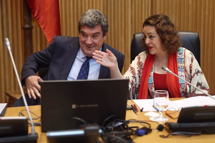 El ministro de Inclusión, Seguridad Social y Migraciones, José Luis Escrivá, comparece en la Comisión de Seguimiento y Evaluación de los acuerdos del Pacto de Toledo, en el Congreso