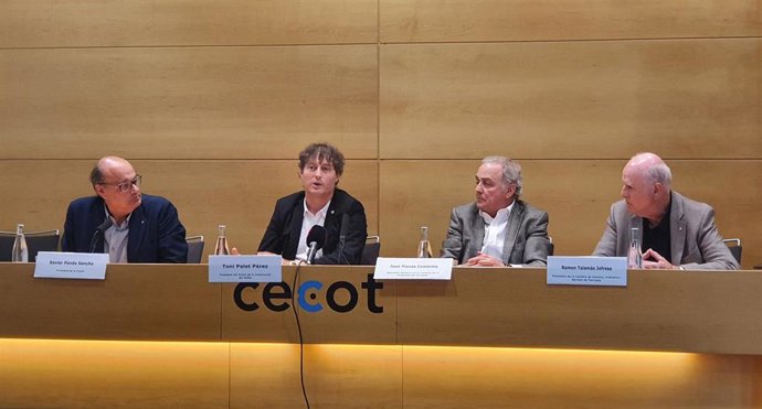 Los representantes de las entidades