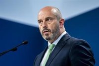 Rollán: "Sánchez ha hecho muchos cambios en el PSOE para que todo siga igual y pueda seguir disfrutando del Falcon"