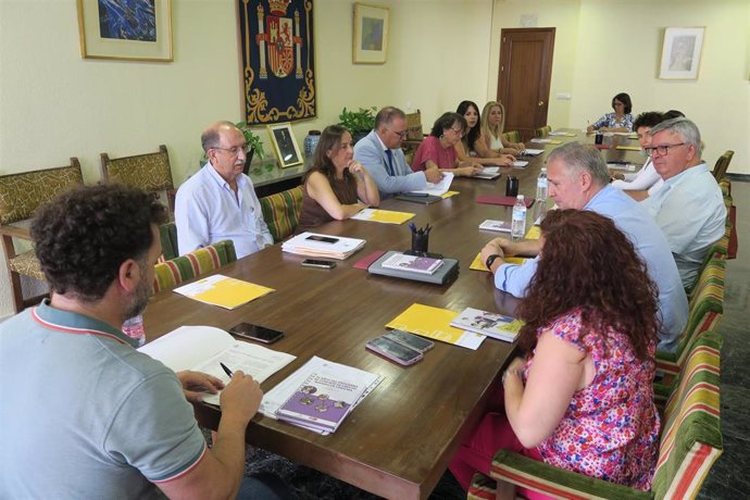 Reunión de la Comisión Provincial de Seguimiento del Programa de Fomento del Empleo Agrario.