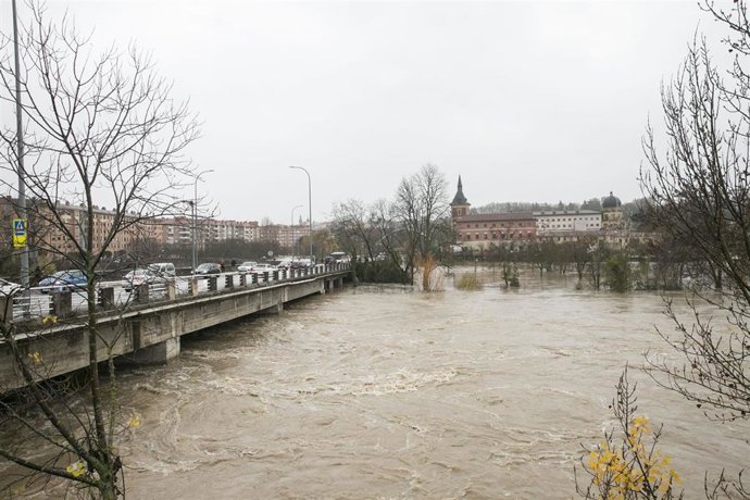 Archivo - Zona del río Arga en Pamplona.