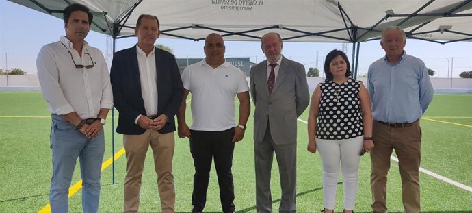 [Sevilla] Nota Y Foto Visita A El Cuervo Nuevo Campo Fútbol