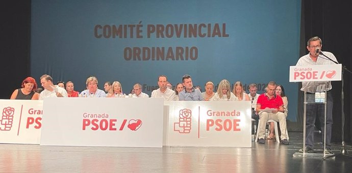 Entrena aboga por la política "reivindicativa y propositiva" y apunta a las elecciones municipales