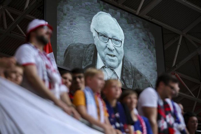 Tributo a Uwe Seeler en el Red Bull Arena