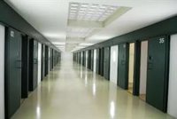 Prisiones traslada a once presos de ETA a cárceles del País Vasco y Navarra