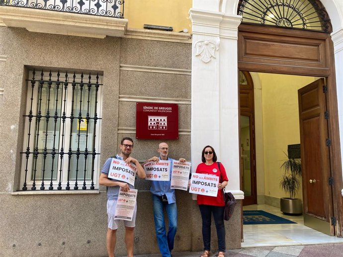 UGT DENUNCIA DAVANT EL SINDIC DE GREUGES L'AGRUPACIÓ FOROSA DE MATRIES EN 1 DE L'ESO