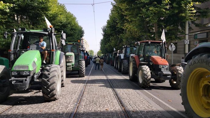 Tractorada en el centro de la capital jiennense