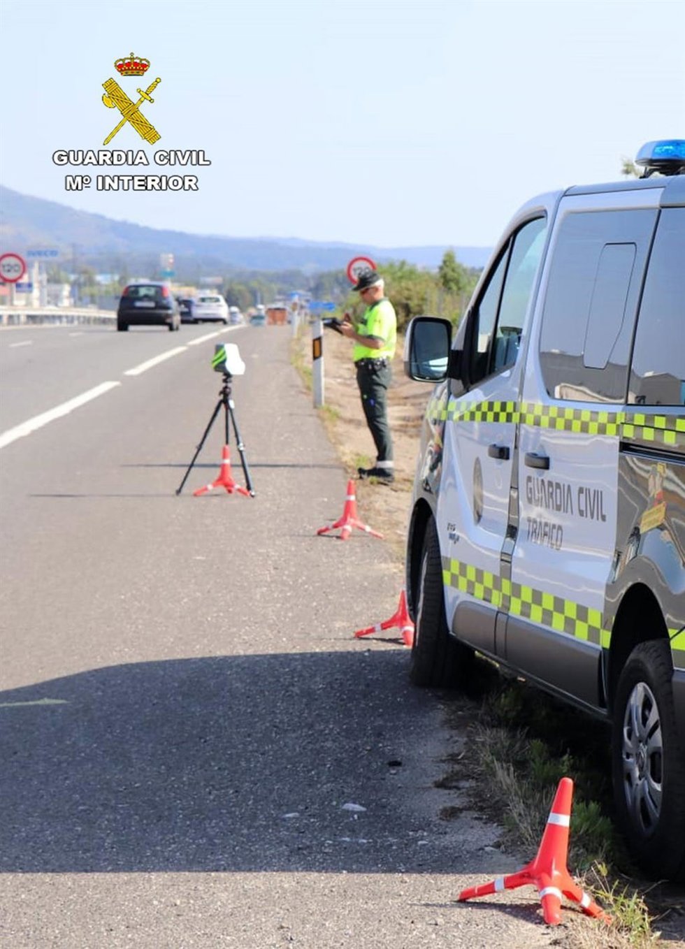 Control velocidad Guardia Civil de Tráfico