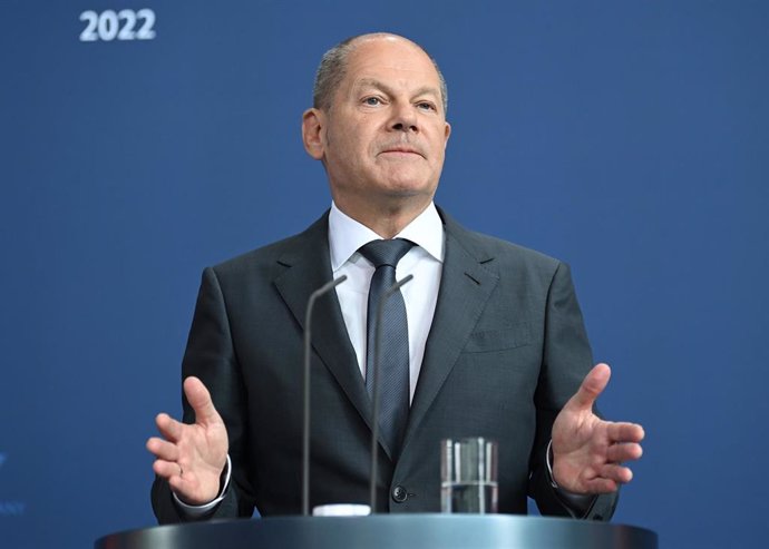 22 July 2022, Berlin: German Chancellor Olaf Scholz speaks at the Federal Chancellery on current issues in energy policy. As part of a rescue package, the federal government is taking a stake in the ailing energy group Uniper. Photo: Britta Pedersen/dpa
