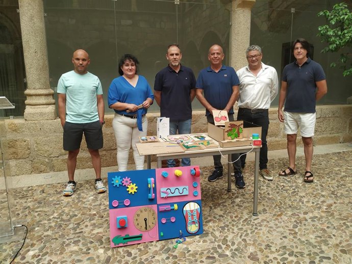 Presentación del proyecto 'Sierra Ayuda' que se ha desarrollado en el Circular Fab de Moraleja