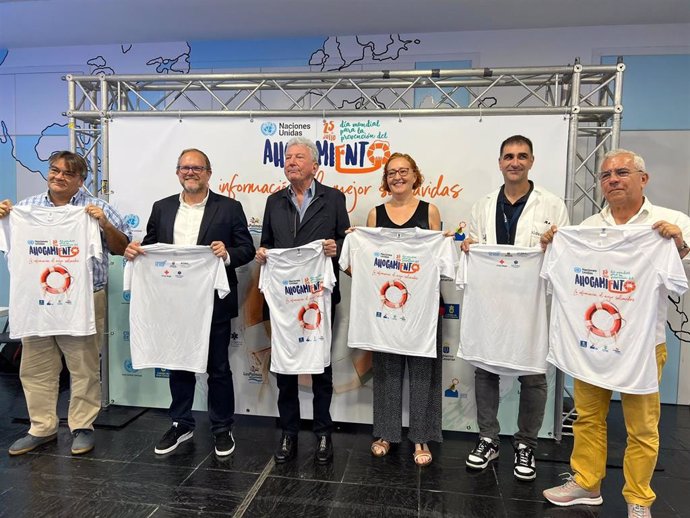 Acto de presentación de la campaña audiovisual para la prevención de accidentes acuáticos 'Canarias, 1500  Km de Costa'