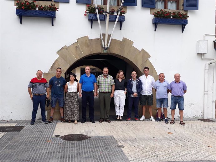 Presentación del Hegaluze Eguna en Hondarribia