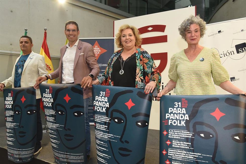 Presentación del festival Parapanda Folk de Íllora (Granada).