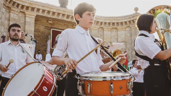 La FSMCV y Turisme CV proponen un verano de conciertos para incentivar el turismo en la Comunitat