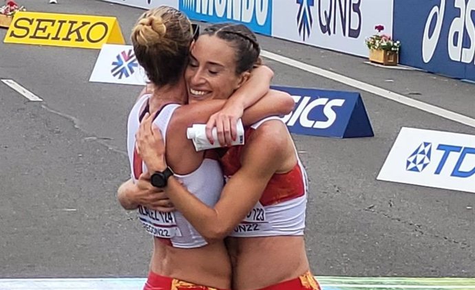 Raquel González y Laura García-Caro, quinta y sexta del mundo en 35 km marcha