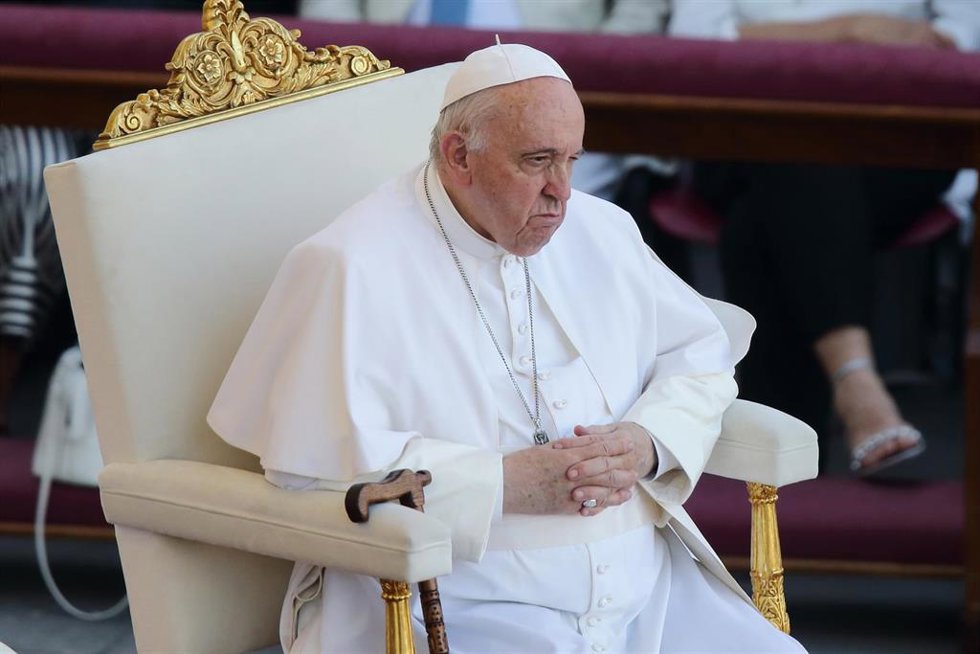 El Papa en una misa en el Vaticano