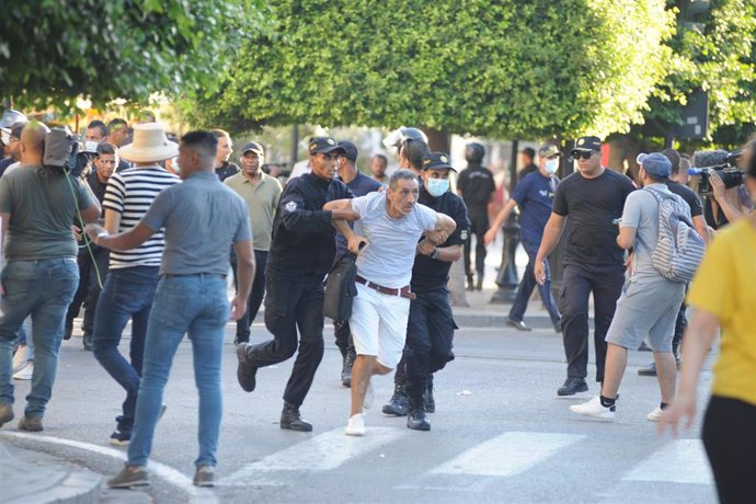 El Partido de los Trabajadores de Túnez organiza una manifestaciones contra el presidente Kais Saied y el referéndum del 25 de julio.