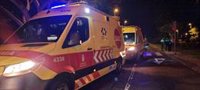 Un menor de 17 años resulta herido grave al colisionar dos motos en Lanzarote
