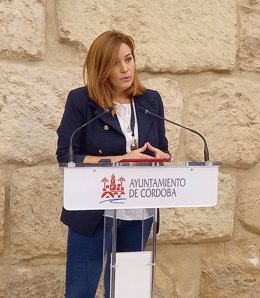 Archivo - La concejal del PSOE en el Ayuntamiento de Córdoba Carmen Victoria Campos.