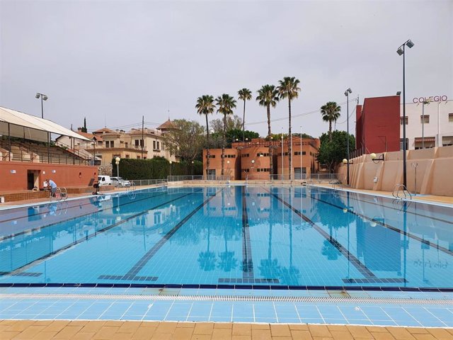 Archivo - Piscina Murcia Parque