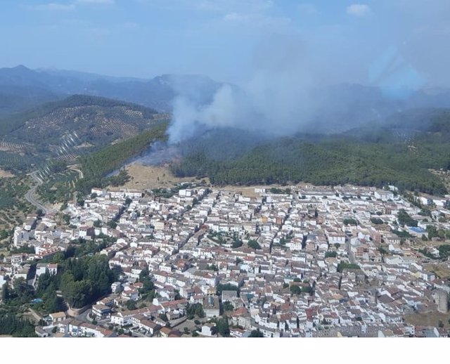 Vista del incendio de Siles