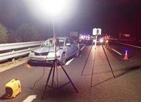 Fallece un peatón tras ser atropellado por un turismo en la Autovía del Camino, en Uterga