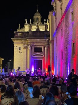 Cierre del Consentidos 2022 con el concierto de Valeria Castro en los exteriores de la Catedral de Jaén