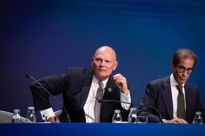 El ceo de la Asociación GSM (GSMA), John Hoffman