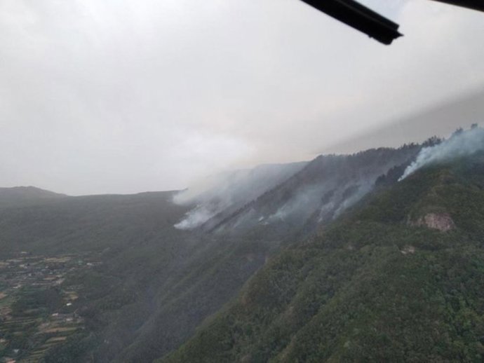 Imagen aérea del incendio de Tenerife