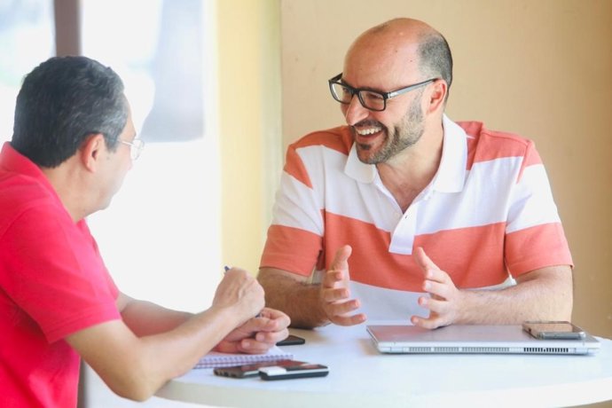 Alejandro Luque, coordinador de la 37 Feria del Libro de Cádiz