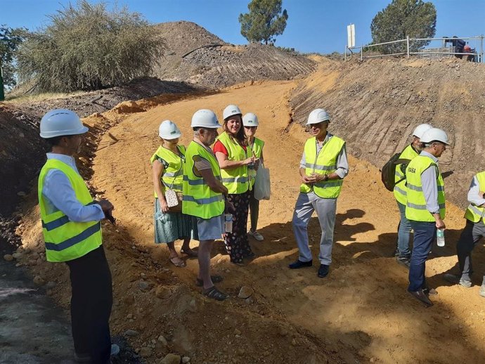 [Sevilla] Nota De Prensa Y Foros Obras Colector