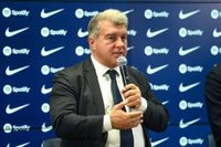 Laporta: "Me siento en deuda con Messi, deseo que su capítulo en el Barça aún no haya terminado"