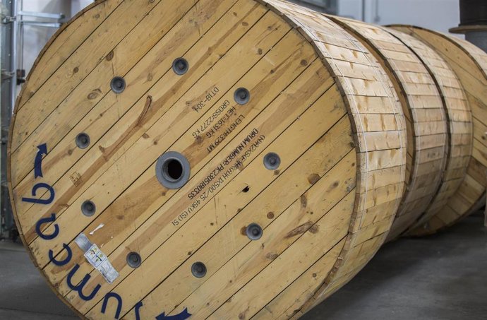 Archivo - Una empresa catalana instala el cableado técnico del primer parque industrial de Marruecos