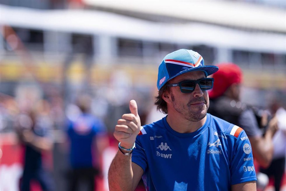 El piloto español Fernando Alonso (Alpine), en el Gran Premio de Francia 2022.