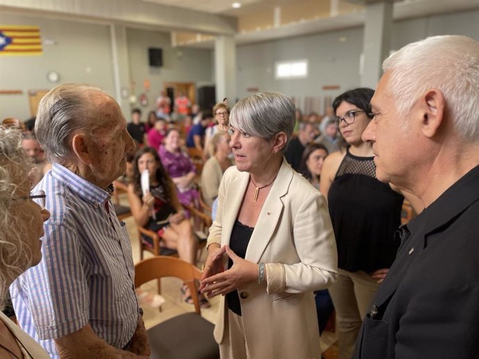 La consellera de Justícia de la Generalitat, Lourdes Ciuró, en l'homenatge a les víctimes de la batalla de l'Ebre