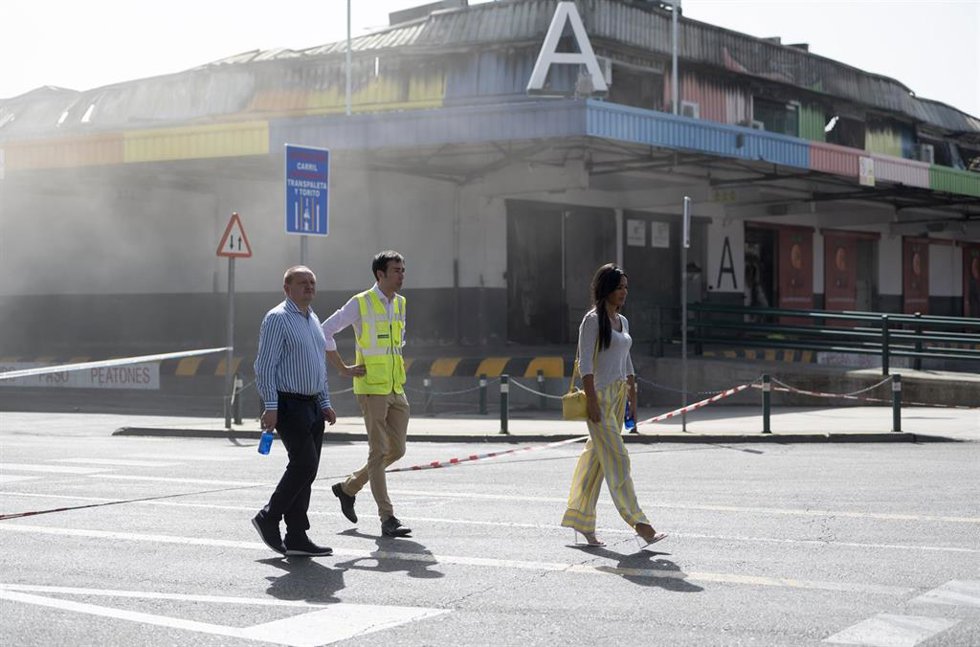 La vicealcaldesa de Madrid, Begoña Villacís, a su llegada a la visita a la nave de frutas de Mercamadrid que sufrió un incendio el pasado 23 de julio.