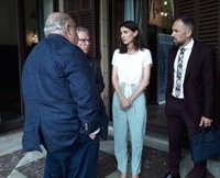 Llop denuncia el "bloqueo" del PP a renovar el CGPJ ante el comisario de Justicia que reclama su "urgente" renovación