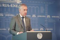 Urkullu considera "sectarias" las agresiones a ertzainas y espera que determinados partidos "dejen de mirar a otro lado"