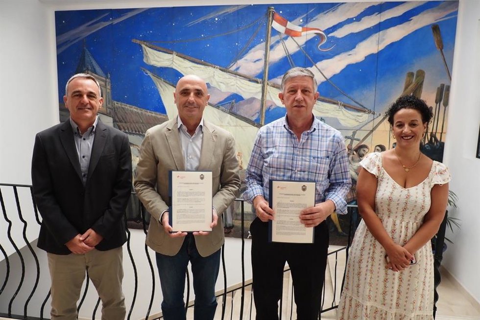 Firma del acuerdo de colaboración.