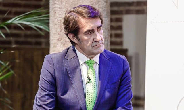 Consejero de Medio Ambiente de la Junta de Castilla y León, Juan Carlos Suárez-Quiñones