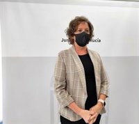 Catalina García asume con "enorme responsabilidad" el cargo de consejera de Salud y agradece a Moreno su "confianza"