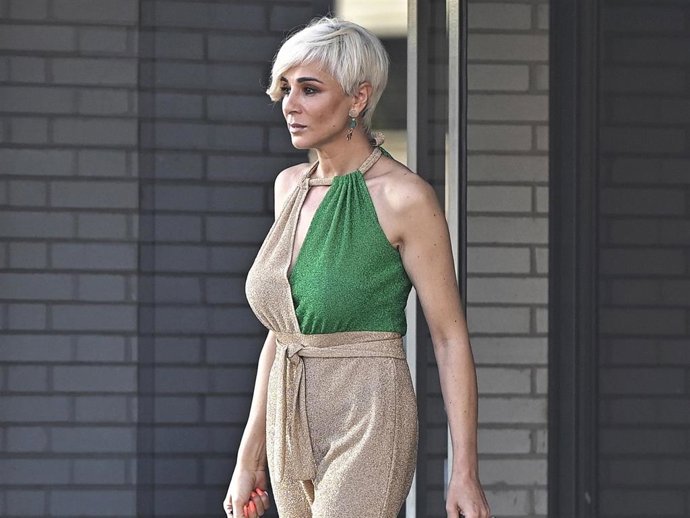 Ana María Aldón sale de Mediaset y la recoge su representante, a 17 de julio de 2022, en Madrid (España)    TELEVISION;    Francisco Guerra / Europa Press    17/7/2022