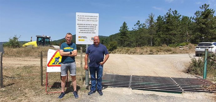 Visita a la pista de Longás que se ha reparado gracias a la inversión del Plan del Sostenibilidad Turística Más que Cinco Villas.