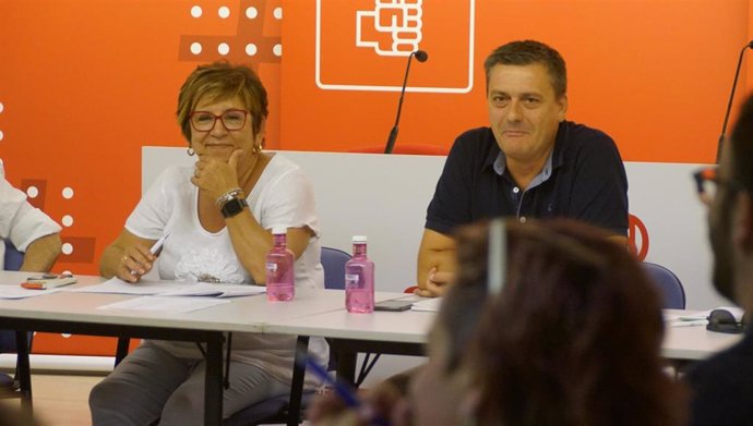 Fernando Sabés y Elisa Sancho (PSOE Huesca).