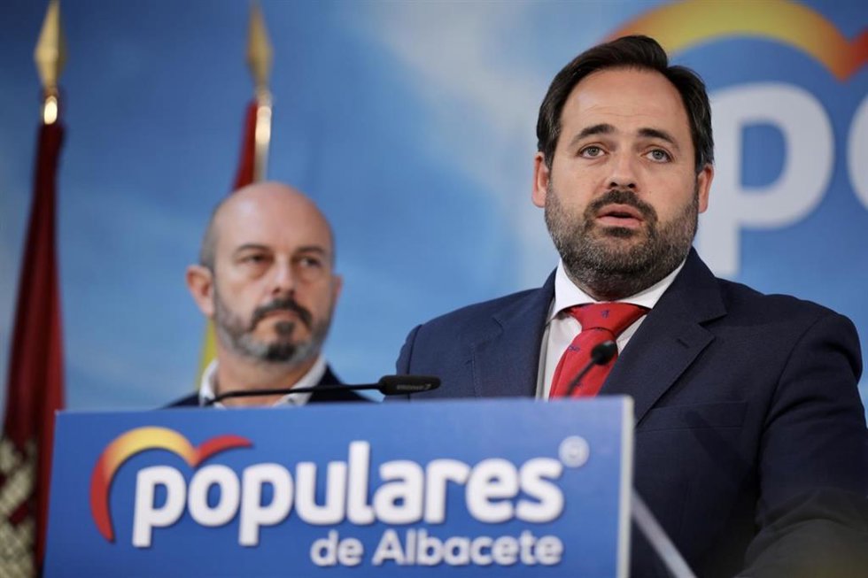 Pp Clm (Cortes De Voz Y Fotografía) Rueda De Prensa De Paco Núñez Y Pedro Rollán En Albacete