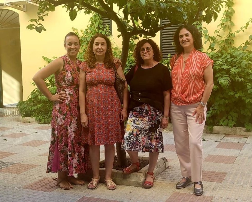 Grupo de trabajadoras que forman parte de los GAM