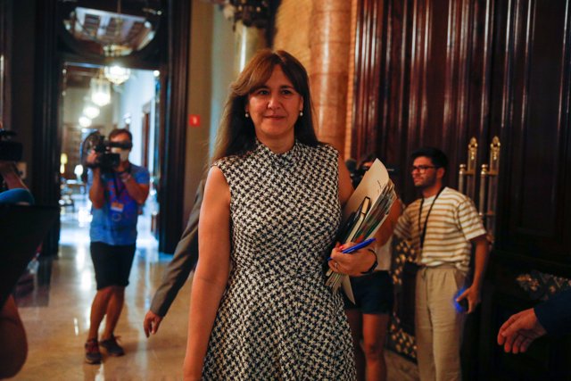 La presidenta del Parlament, Laura Borràs, tras la reunión de la Mesa de la Cámara catalana el 26 de julio de 2022.