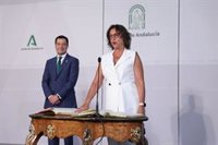 La nueva consejera de Salud se propone afrontar los "retos estructurales" como "el déficit de profesionales"