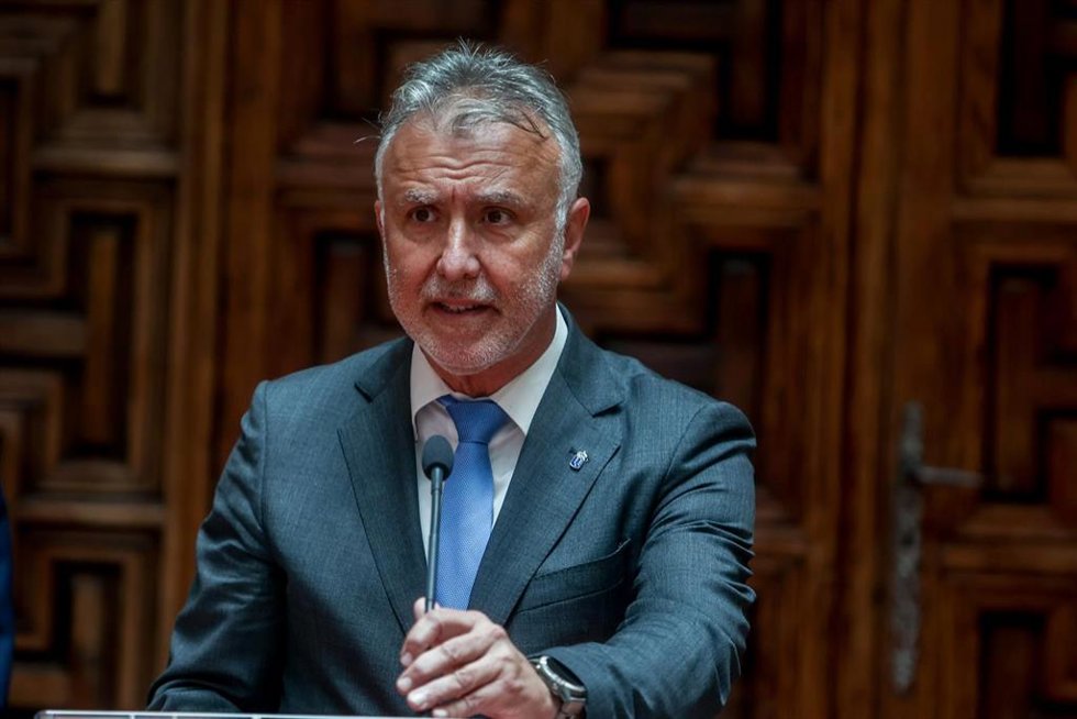 Archivo - El presidente de Canarias, Ángel Víctor Torres