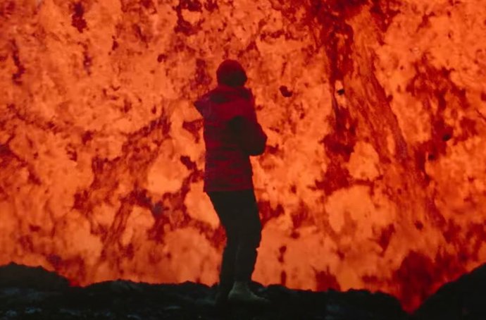 Candente tráiler de Fire of Love, película sobre una pareja amante de los volcanes